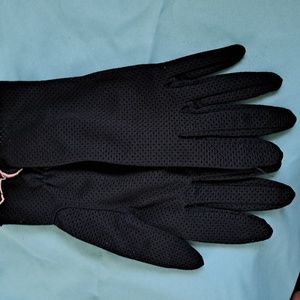 Beautiful lightweight vintage scalamar scalloped gloves size small